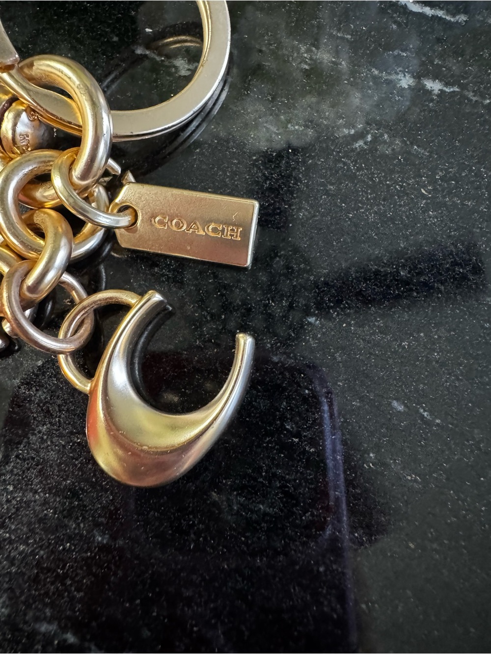 💖COACH Pink Glitter Dice Charm Keychain w/ Signature C Charm - Picture 3 of 5